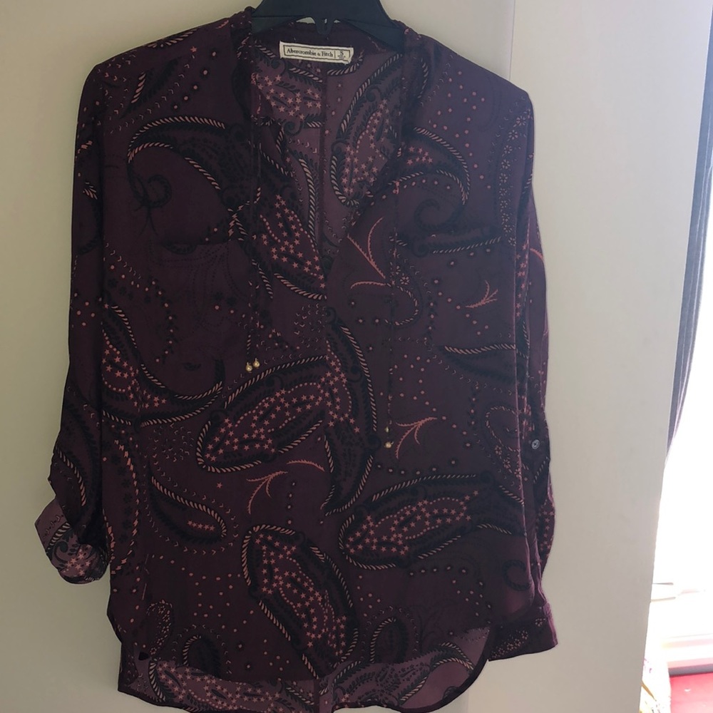 Abercrombie & Fitch paisley burgundy blouse :)